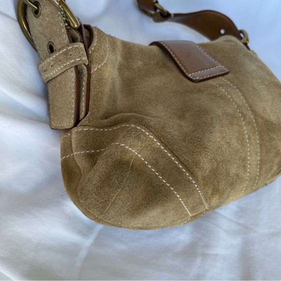 SOLD 🔴 Coach Soho Shoulder bag buckle bag 9692 suede leather tan brown vintage - Picture 12 of 17